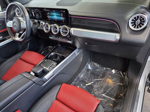 Certified 2022 Mercedes-Benz GLB 250 image 21
