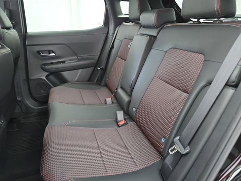New 2026 Nissan Kicks SR FWD image 13