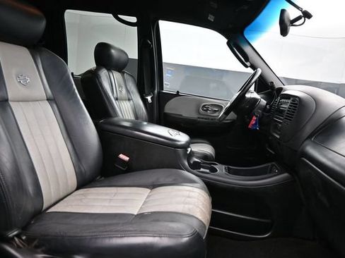 Used 2003 Ford F150 Harley-Davidson RWD image 17