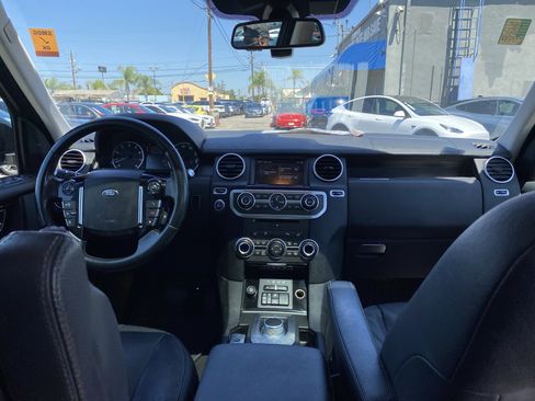 Used 2016 Land Rover LR4 HSE Silver Edition AWD/4WD image 26