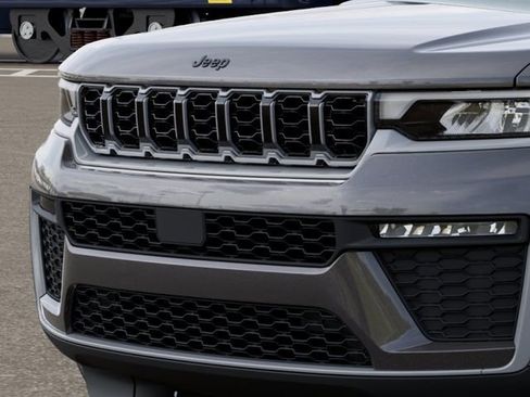 New 2026 Jeep Grand Cherokee L Limited image 11