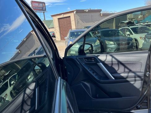 Used 2017 Subaru Forester 2.5i Premium w/ All-Weather Package image 11