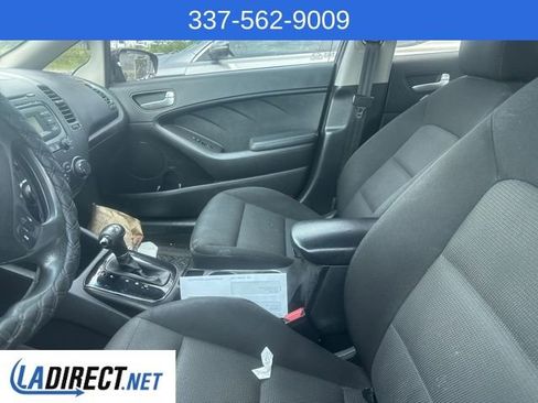 Used 2017 Kia Forte LX image 8