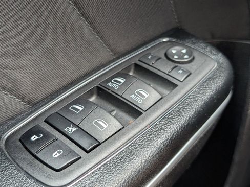 Used 2023 Dodge Charger SXT RWD image 14