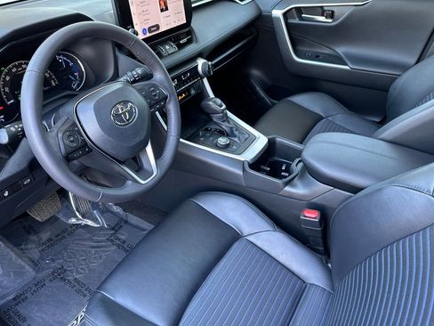 Used 2024 Toyota RAV4 XSE w/ Weather Package AWD/4WD image 10