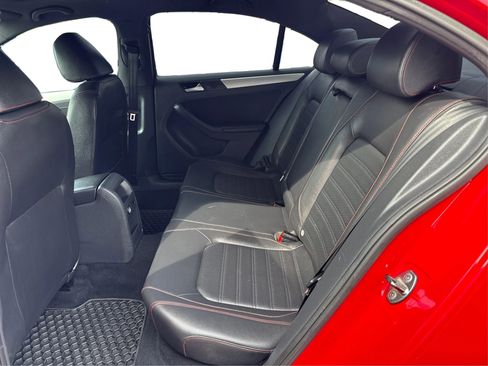 Used 2013 Volkswagen Jetta GLI Autobahn image 7