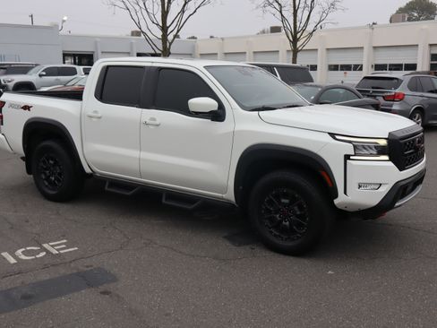 Used 2023 Nissan Frontier PRO-4X w/ Pro-4X Premium Package image 13