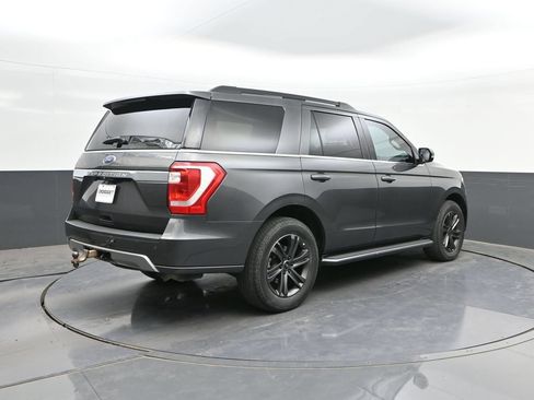 Used 2020 Ford Expedition XLT w/ Equipment Group 202A RWD image 11
