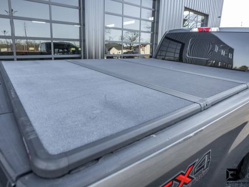 Used 2017 Ford F350 Platinum w/ Platinum Ultimate Package image 13