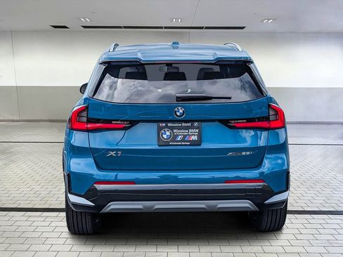 Certified 2025 BMW X1 xDrive28i w/ Technology Package image 4