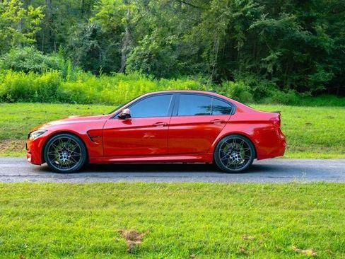 Used 2018 BMW M3 RWD image 7