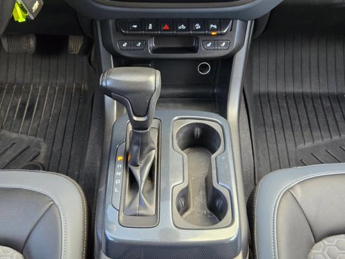 Used 2020 Chevrolet Colorado Z71 RWD image 19
