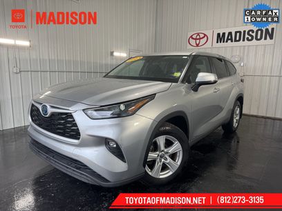 Used 2023 Toyota Highlander LE