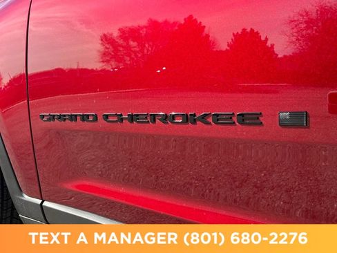 New 2026 Jeep Grand Cherokee Altitude AWD/4WD image 32