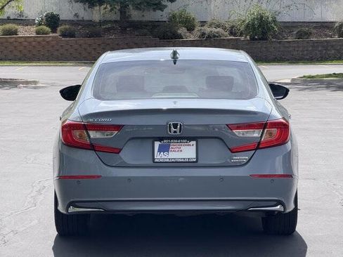 Used 2021 Honda Accord Touring image 5