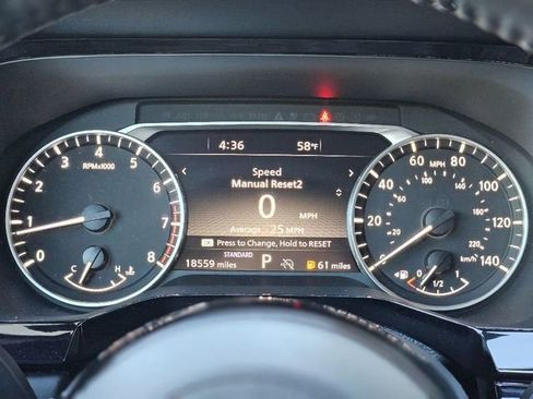 Certified 2025 Nissan Pathfinder SL image 19