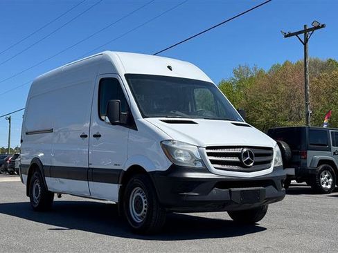 Used 2016 Mercedes-Benz Sprinter 2500 w/ Driver Comfort Package image 6