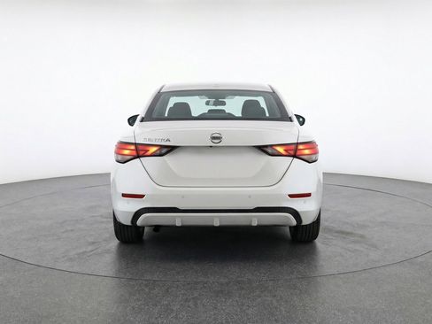 Used 2025 Nissan Sentra S FWD image 7