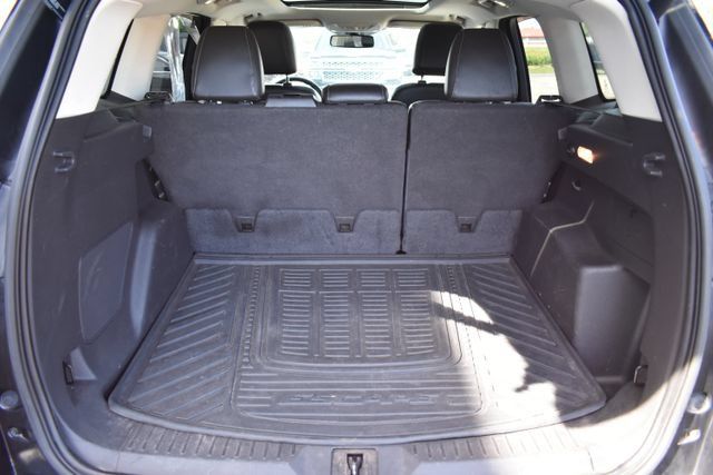 Used 2015 Ford Escape Titanium w/ Canadian Touring Package AWD/4WD image 38