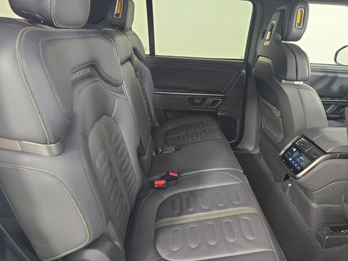 Used 2023 Rivian R1S Adventure image 24
