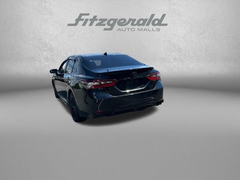 Used 2021 Toyota Camry SE AWD/4WD image 5