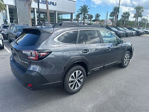 New 2025 Subaru Outback Premium image 3
