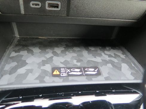 Used 2024 Chevrolet Colorado Z71 w/ Z71 Convenience Package 2 image 11