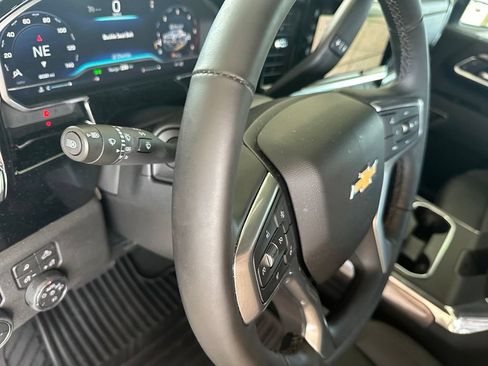 Used 2025 Chevrolet Silverado 2500 LTZ w/ LTZ Convenience Package AWD/4WD image 21