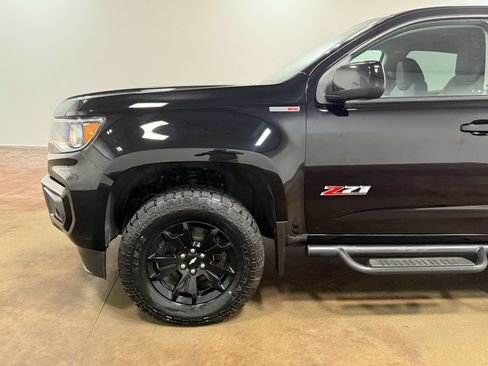 Used 2022 Chevrolet Colorado Z71 w/ Z71 Midnight Edition AWD/4WD image 41