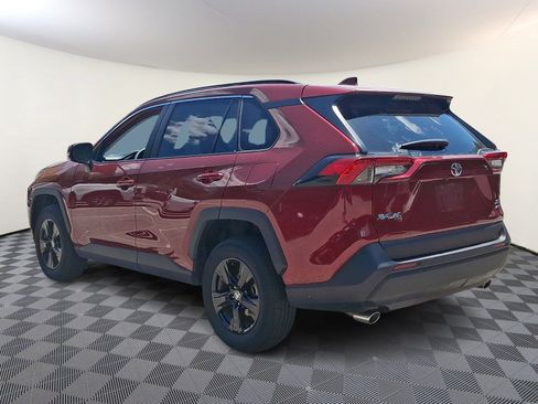 Used 2025 Toyota RAV4 XLE AWD/4WD image 4