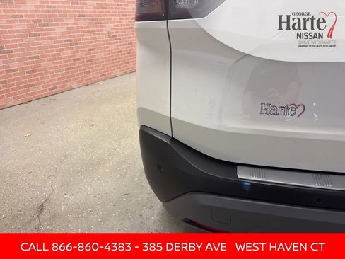 Certified 2023 Nissan Rogue SV image 48