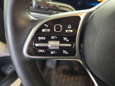 Certified 2022 Mercedes-Benz GLE 450 4MATIC image 19