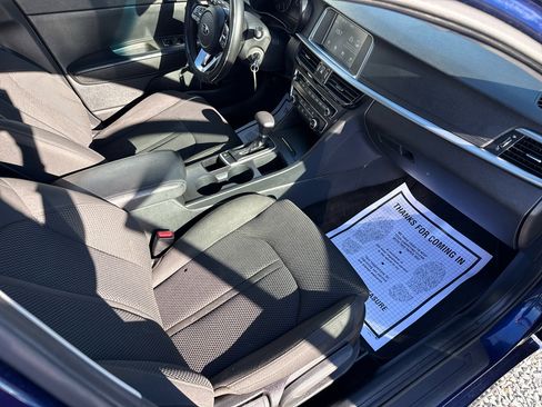 Used 2019 Kia Optima LX image 23