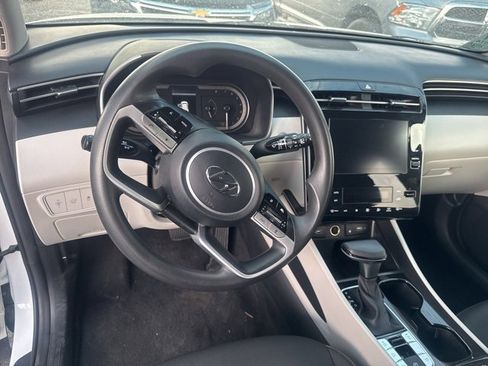 Used 2024 Hyundai Tucson SEL image 12