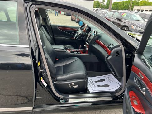 Used 2010 Lexus LS 460 AWD image 10