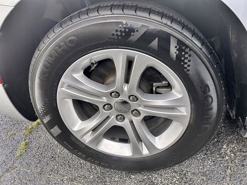 Used 2023 Dodge Charger SXT image 10