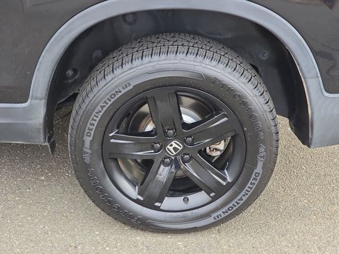 Used 2021 Honda Ridgeline Black Edition image 40