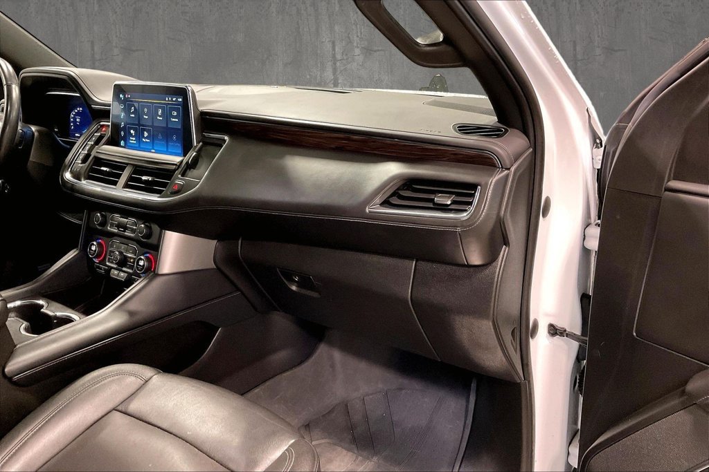Used 2023 Chevrolet Tahoe LT w/ Luxury Package AWD/4WD image 28