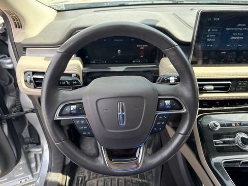 Certified 2023 Lincoln Nautilus AWD w/ Premium Package image 22