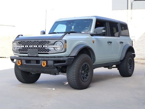 Used 2024 Ford Bronco Badlands AWD/4WD image 2