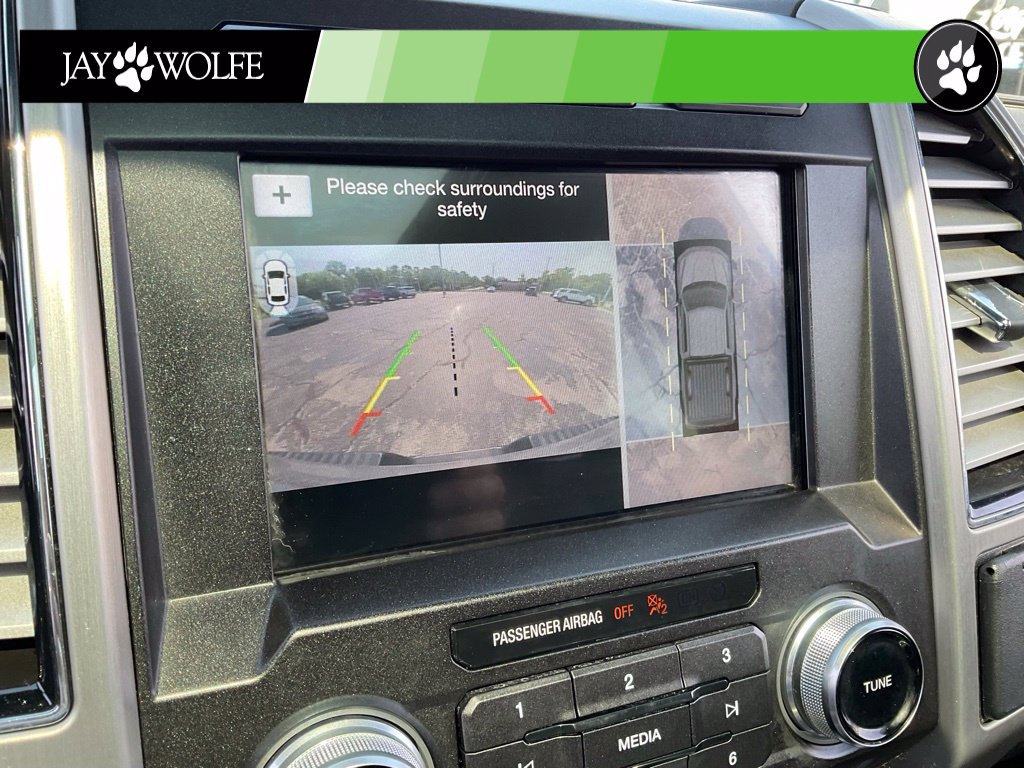 Used 2018 Ford F150 Platinum w/ Equipment Group 701A Luxury AWD/4WD image 17