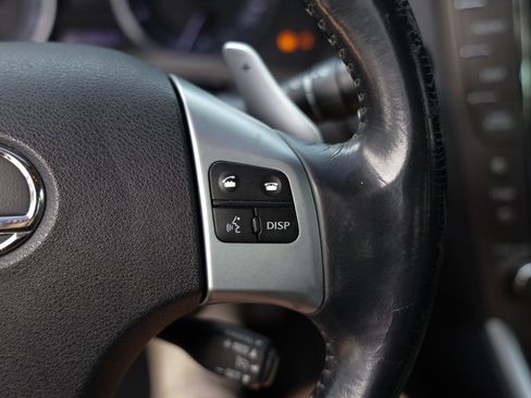 Used 2011 Lexus IS 350 w/ Premium Pkg Value Edition RWD image 30