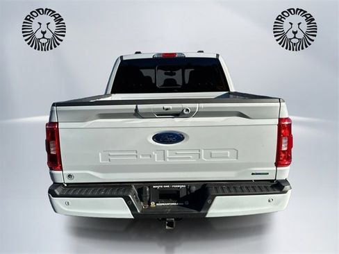 Certified 2022 Ford F150 XLT w/ Equipment Group 302A High image 6