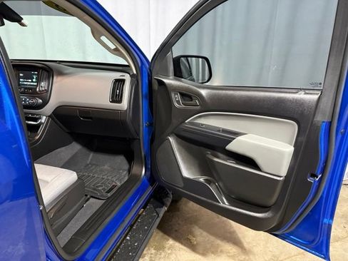Used 2018 Chevrolet Colorado W/T w/ WT Convenience Package AWD/4WD image 28
