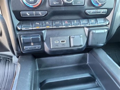 Used 2021 GMC Sierra 1500 Elevation w/ Preferred Package image 15