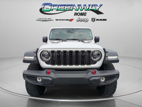 Used 2026 Jeep Wrangler Unlimited Rubicon AWD/4WD image 3