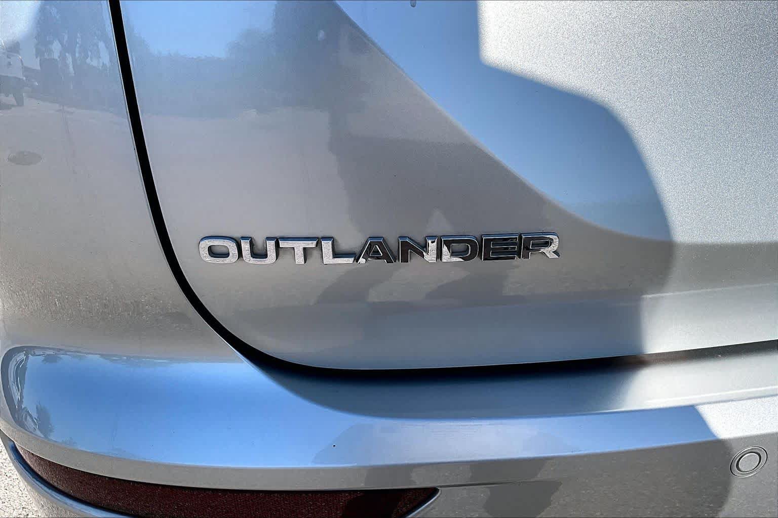 Used 2022 Mitsubishi Outlander SE AWD/4WD image 10