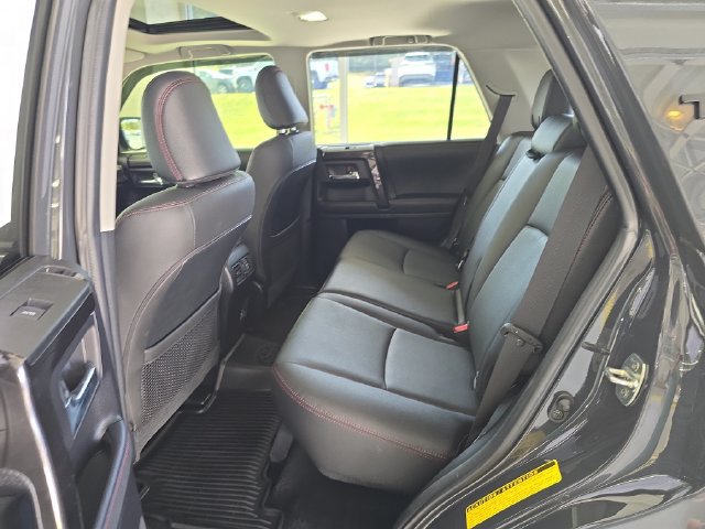 Used 2024 Toyota 4Runner TRD Off-Road Premium w/ Off Road Premium Plus Package AWD/4WD image 10