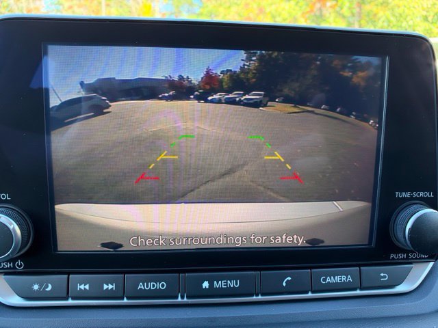 Used 2025 Nissan Rogue S AWD/4WD image 28