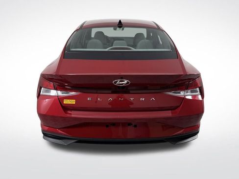 Certified 2023 Hyundai Elantra SEL image 5